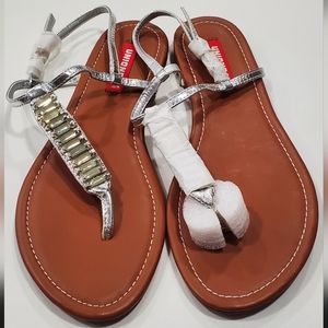 NWT Unionbay Womens Jewel Silver Open Toe Rhinestone T-Strap Sandals